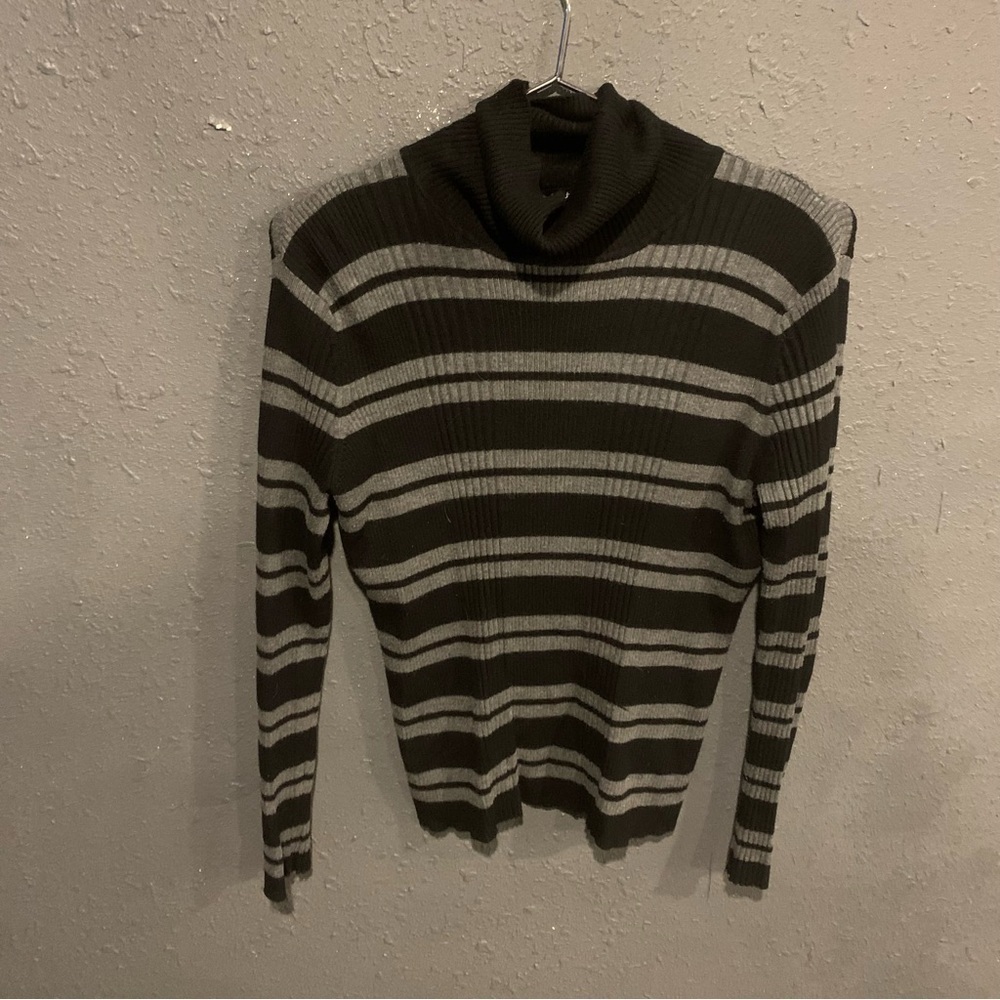 Women’s United States Sweaters